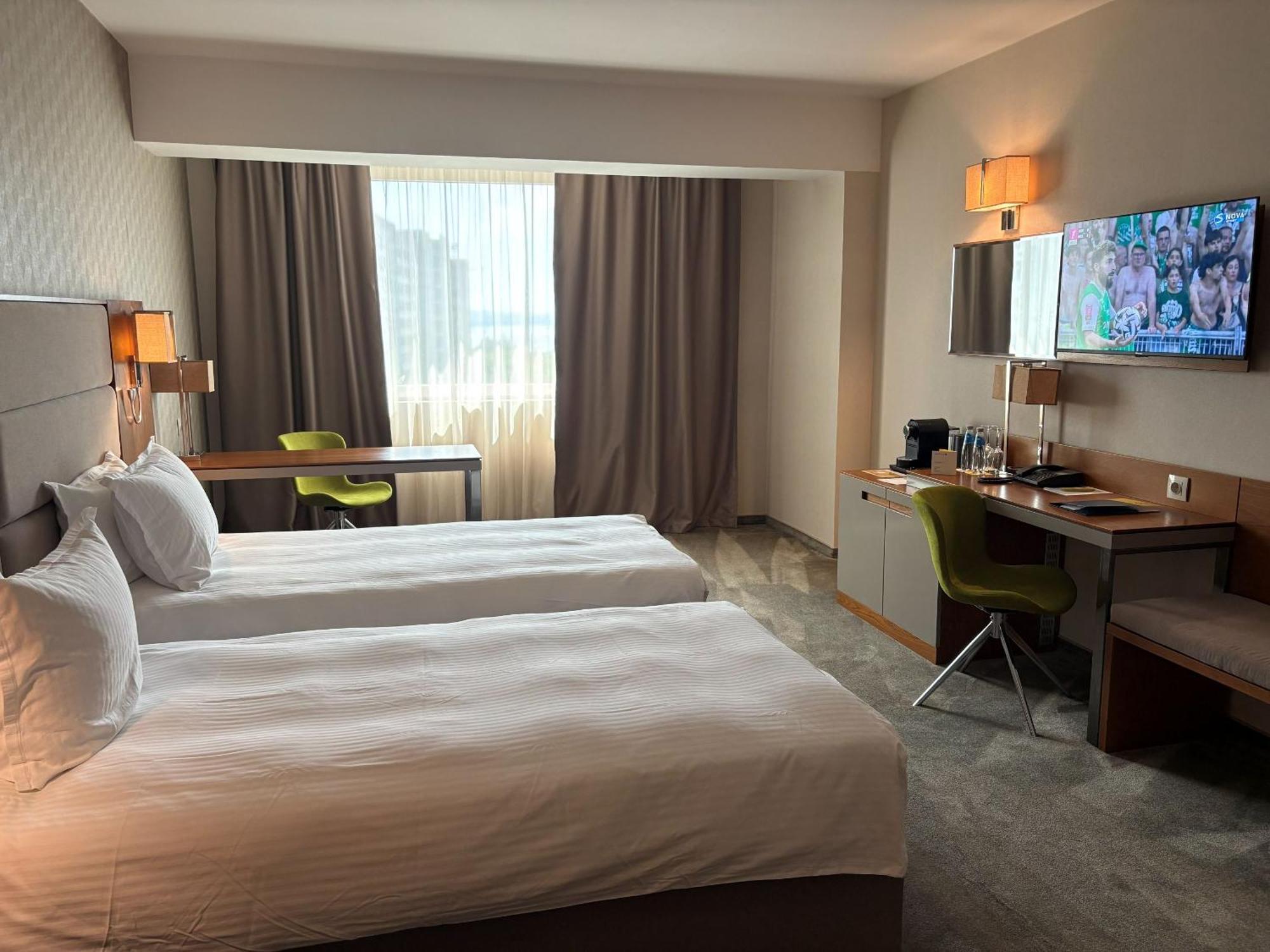 Executive Room 2 Single Beds 39 Sqm Wifi Central Air Conditionning Shower