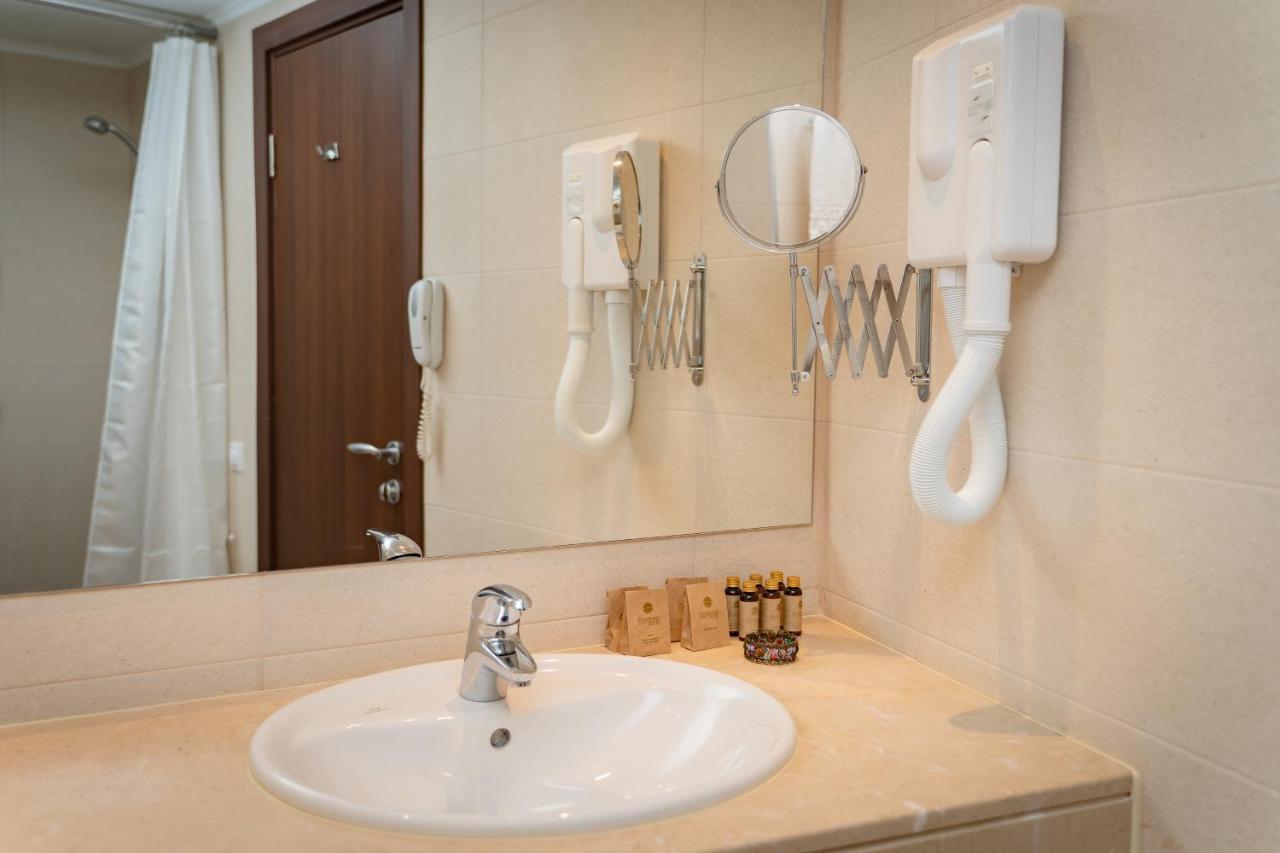 Deluxe Double Room City View