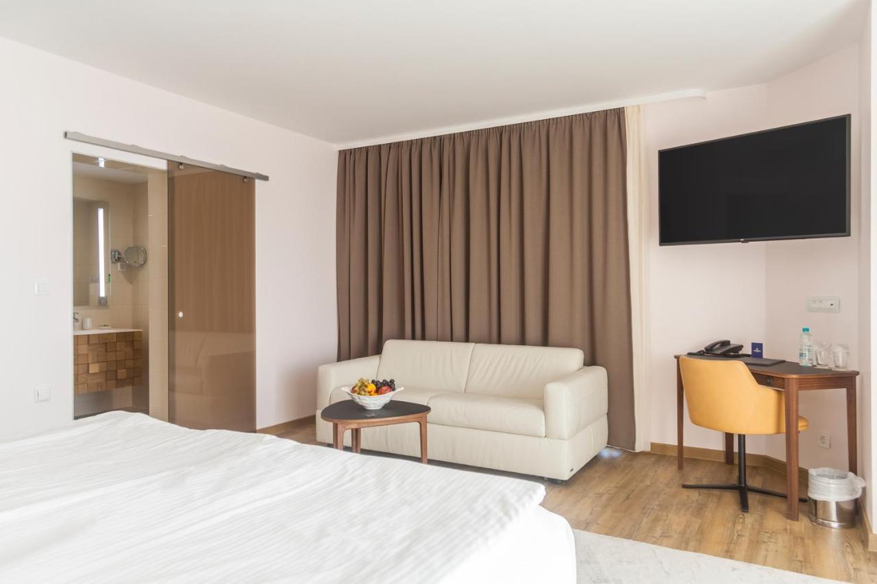 Deluxe Room Balcony Sea View