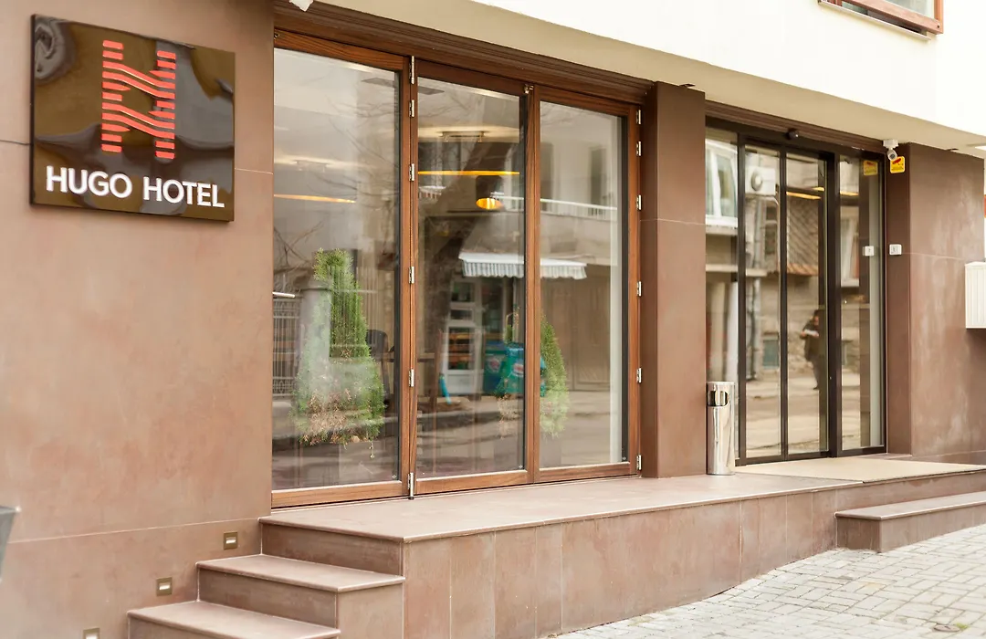Hugo Hotel-1